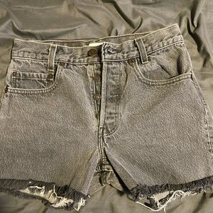 Levi’s gray shorts